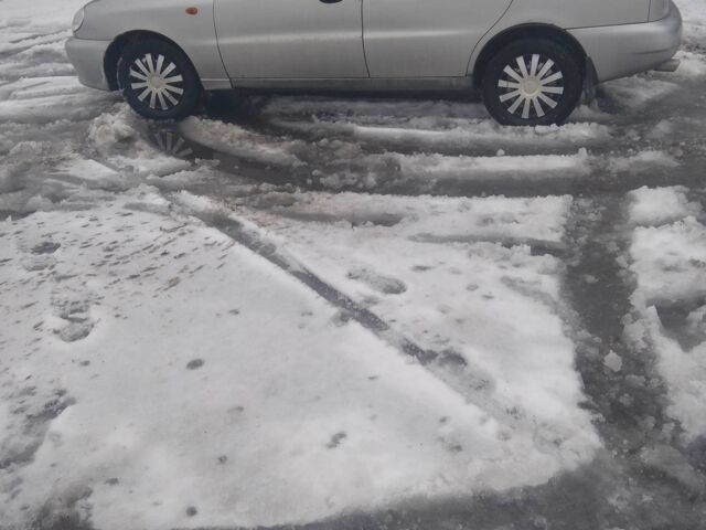 Серый Дэу Сенс, объемом двигателя 1.3 л и пробегом 150 тыс. км за 1350 $, фото 2 на Automoto.ua