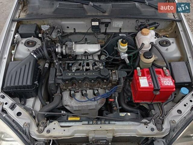 Серый Дэу Сенс, объемом двигателя 0 л и пробегом 280 тыс. км за 2100 $, фото 1 на Automoto.ua