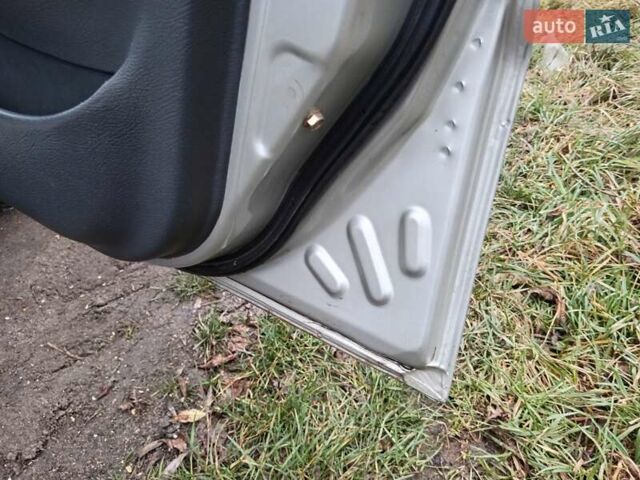 Сірий Деу Сенс, об'ємом двигуна 1.3 л та пробігом 132 тис. км за 2500 $, фото 12 на Automoto.ua