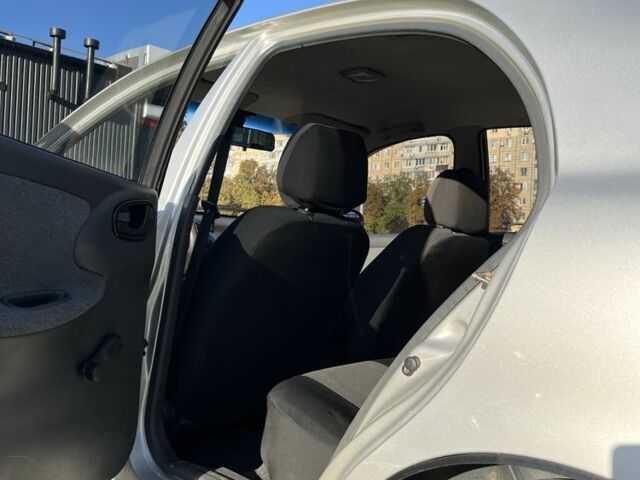 Сірий Деу Сенс, об'ємом двигуна 1.5 л та пробігом 190 тис. км за 3100 $, фото 11 на Automoto.ua