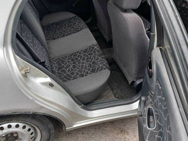 Сірий Деу Сенс, об'ємом двигуна 1.3 л та пробігом 165 тис. км за 1300 $, фото 4 на Automoto.ua