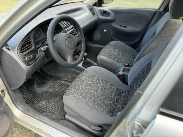 Сірий Деу Сенс, об'ємом двигуна 1.3 л та пробігом 153 тис. км за 1699 $, фото 7 на Automoto.ua