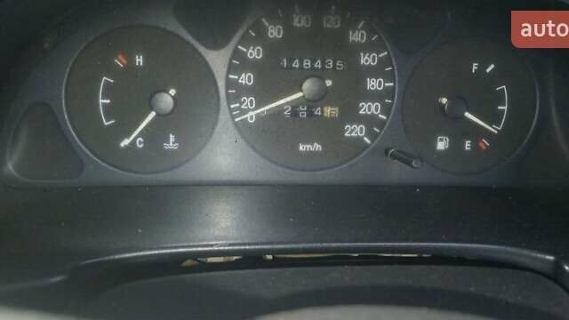 Деу Сенс 2004 у Хусте на Automoto.ua Сірий Деу Сенс, об'ємом двигуна 1.3 л та пробігом 148 тис. км за 1800 $, фото 1 на Automoto.ua