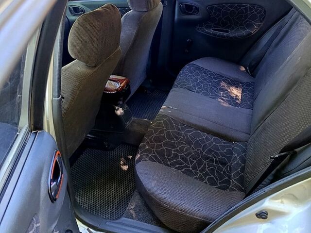 Серый Дэу Сенс, объемом двигателя 1.3 л и пробегом 236 тыс. км за 1650 $, фото 5 на Automoto.ua