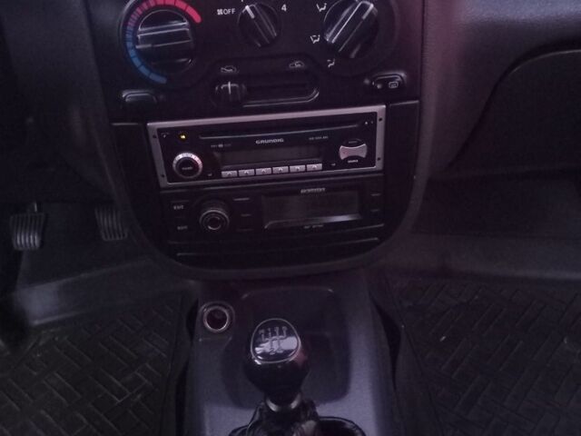 Серый Дэу Сенс, объемом двигателя 1.5 л и пробегом 153 тыс. км за 2650 $, фото 6 на Automoto.ua