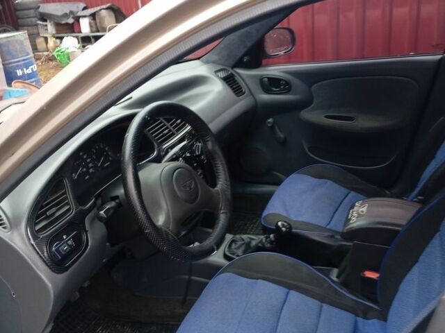 Серый Дэу Сенс, объемом двигателя 1.5 л и пробегом 160 тыс. км за 1600 $, фото 4 на Automoto.ua