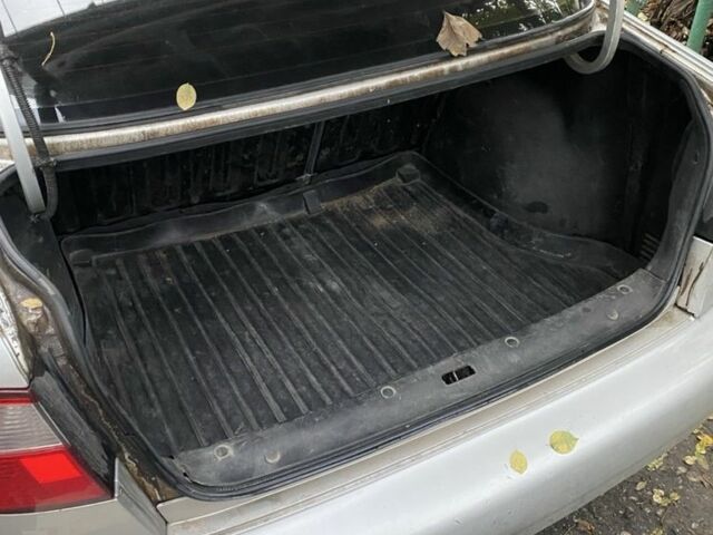 Сірий Деу Сенс, об'ємом двигуна 1.5 л та пробігом 135 тис. км за 2000 $, фото 5 на Automoto.ua