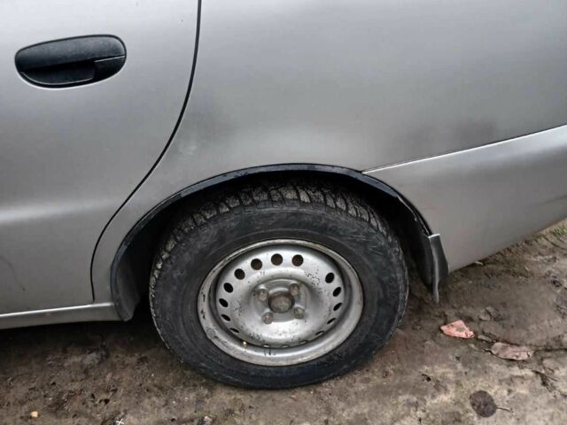 Сірий Деу Сенс, об'ємом двигуна 1.3 л та пробігом 165 тис. км за 1300 $, фото 3 на Automoto.ua