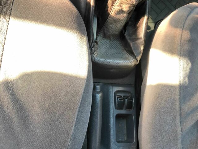 Сірий Деу Сенс, об'ємом двигуна 1.5 л та пробігом 290 тис. км за 1900 $, фото 5 на Automoto.ua