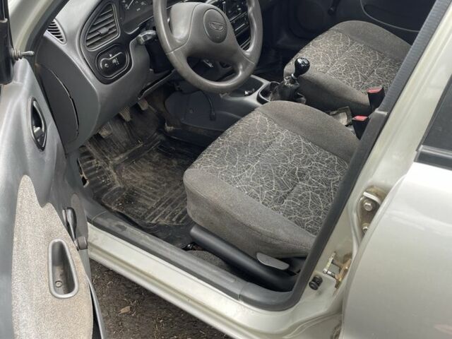 Серый Дэу Сенс, объемом двигателя 1.5 л и пробегом 200 тыс. км за 75000 $, фото 4 на Automoto.ua