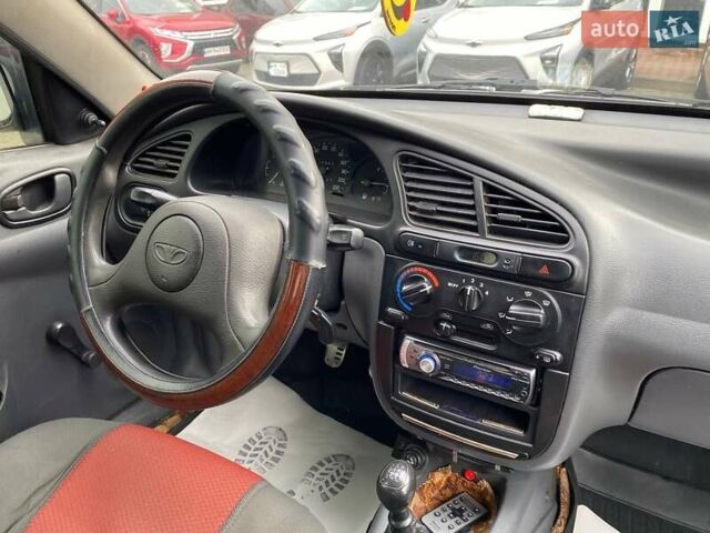 Сірий Деу Сенс, об'ємом двигуна 1.3 л та пробігом 176 тис. км за 2300 $, фото 5 на Automoto.ua