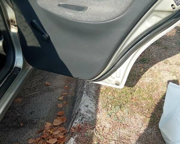 Сірий Деу Сенс, об'ємом двигуна 1.3 л та пробігом 119 тис. км за 1250 $, фото 6 на Automoto.ua