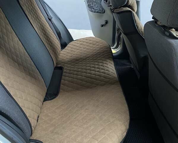 Сірий Деу Сенс, об'ємом двигуна 1.3 л та пробігом 258 тис. км за 1799 $, фото 7 на Automoto.ua