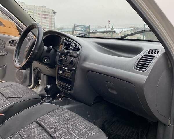 Сірий Деу Сенс, об'ємом двигуна 1.5 л та пробігом 178 тис. км за 2500 $, фото 11 на Automoto.ua