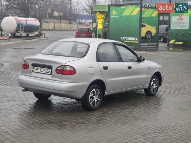 Сірий Деу Сенс, об'ємом двигуна 1.3 л та пробігом 300 тис. км за 1999 $, фото 4 на Automoto.ua