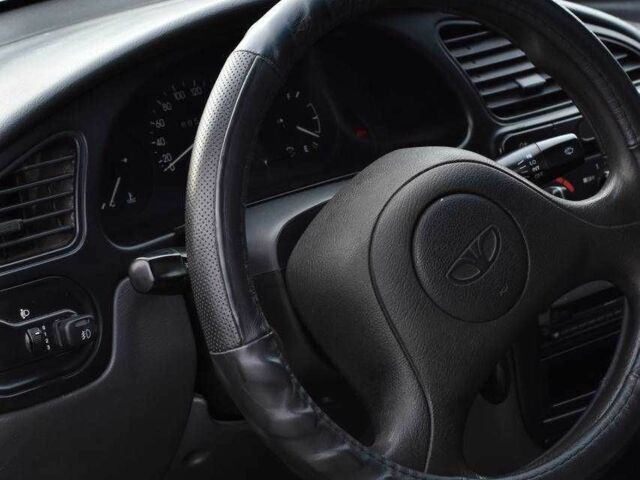 Серый Дэу Сенс, объемом двигателя 1.5 л и пробегом 188 тыс. км за 2350 $, фото 7 на Automoto.ua