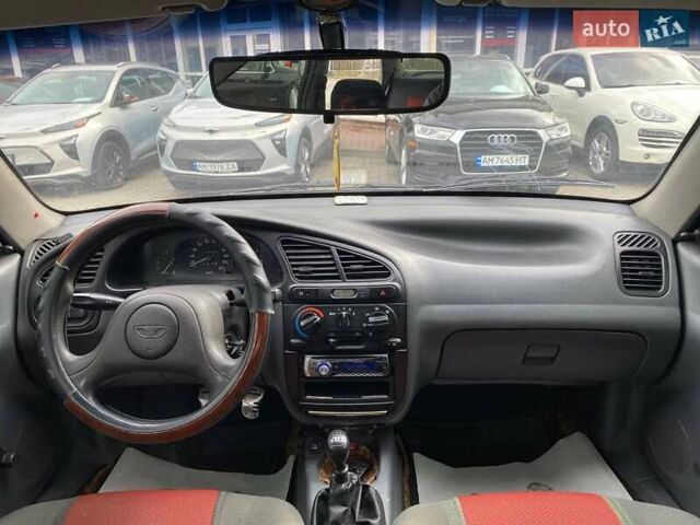 Сірий Деу Сенс, об'ємом двигуна 1.3 л та пробігом 176 тис. км за 2300 $, фото 3 на Automoto.ua