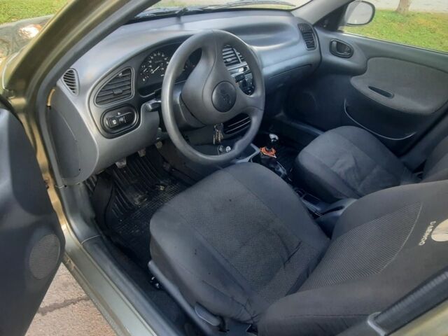 Серый Дэу Сенс, объемом двигателя 0 л и пробегом 199 тыс. км за 2500 $, фото 4 на Automoto.ua