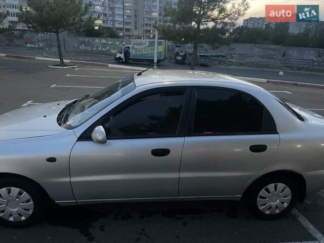 Сірий Деу Сенс, об'ємом двигуна 1.3 л та пробігом 239 тис. км за 1900 $, фото 6 на Automoto.ua