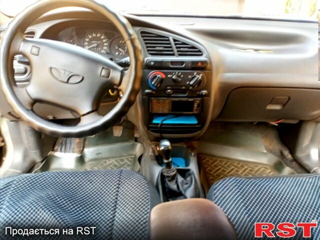 Сірий Деу Сенс, об'ємом двигуна 1.3 л та пробігом 151 тис. км за 2100 $, фото 9 на Automoto.ua