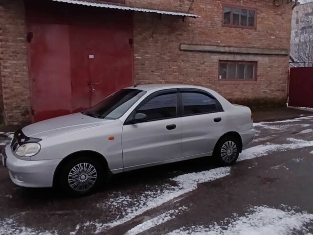 Сірий Деу Сенс, об'ємом двигуна 1.5 л та пробігом 184 тис. км за 2000 $, фото 1 на Automoto.ua