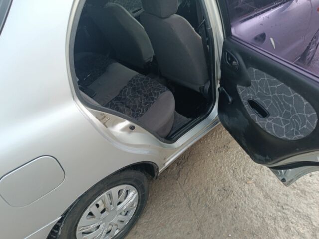 Сірий Деу Сенс, об'ємом двигуна 1.5 л та пробігом 123 тис. км за 1950 $, фото 14 на Automoto.ua