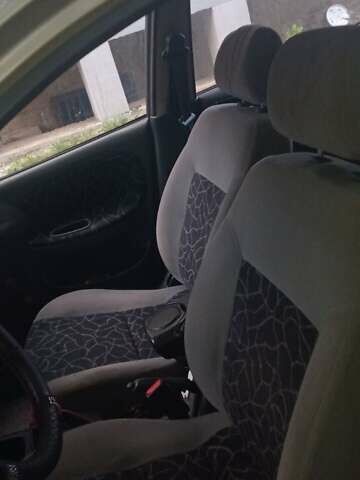 Деу Сенс 2004 у Хусте на Automoto.ua Сірий Деу Сенс, об'ємом двигуна 1.3 л та пробігом 148 тис. км за 1800 $, фото 2 на Automoto.ua