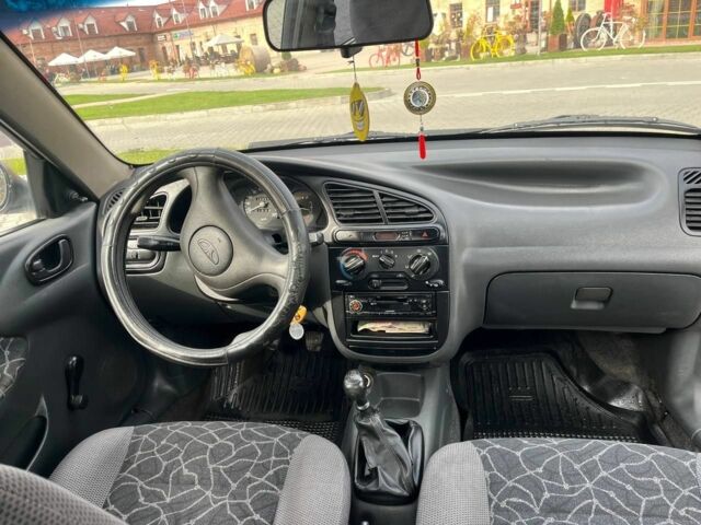 Серый Дэу Сенс, объемом двигателя 1.3 л и пробегом 272 тыс. км за 2550 $, фото 3 на Automoto.ua