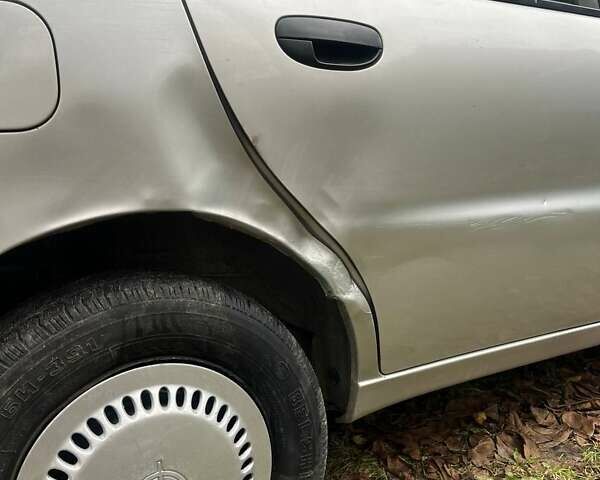 Сірий Деу Сенс, об'ємом двигуна 1.3 л та пробігом 225 тис. км за 1000 $, фото 4 на Automoto.ua