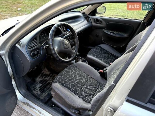 Сірий Деу Сенс, об'ємом двигуна 1.3 л та пробігом 290 тис. км за 1800 $, фото 4 на Automoto.ua