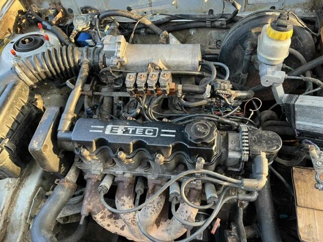 Серый Дэу Сенс, объемом двигателя 1.5 л и пробегом 300 тыс. км за 800 $, фото 3 на Automoto.ua