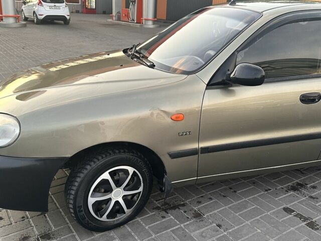 Сірий Деу Сенс, об'ємом двигуна 1.3 л та пробігом 267 тис. км за 2100 $, фото 4 на Automoto.ua
