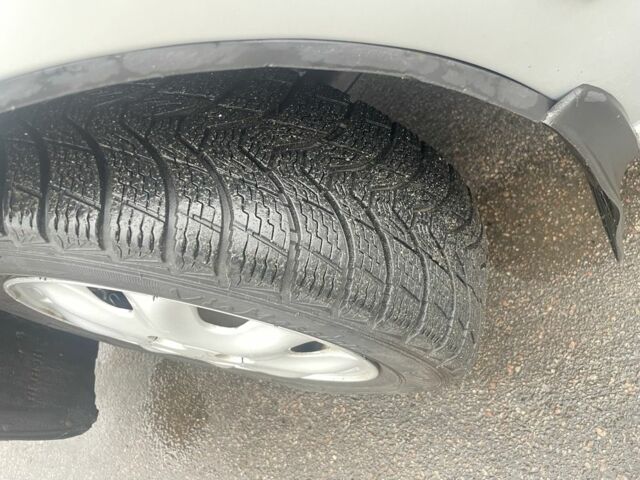 Серый Дэу Сенс, объемом двигателя 2 л и пробегом 320 тыс. км за 2599 $, фото 5 на Automoto.ua