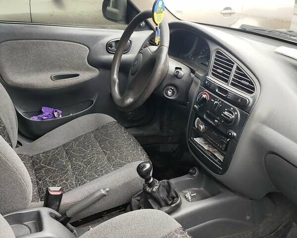 Сірий Деу Сенс, об'ємом двигуна 1.3 л та пробігом 95 тис. км за 2100 $, фото 4 на Automoto.ua