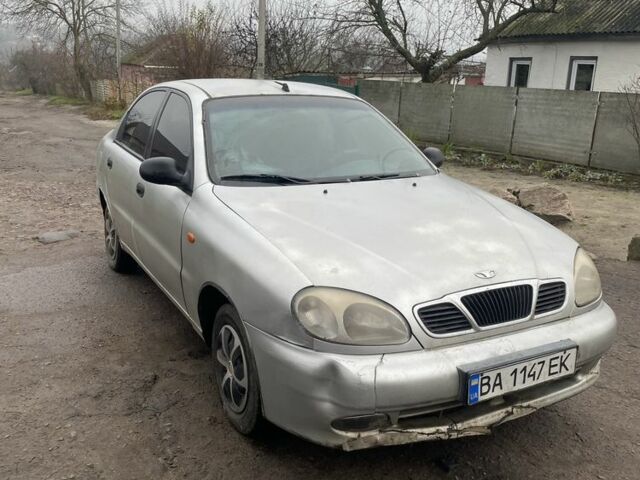 Серый Дэу Сенс, объемом двигателя 1.5 л и пробегом 200 тыс. км за 850 $, фото 1 на Automoto.ua