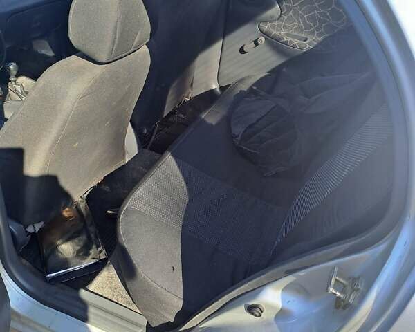 Сірий Деу Сенс, об'ємом двигуна 1.5 л та пробігом 228 тис. км за 1600 $, фото 4 на Automoto.ua