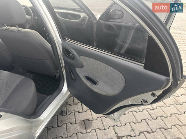 Серый Дэу Сенс, объемом двигателя 1.3 л и пробегом 163 тыс. км за 1999 $, фото 12 на Automoto.ua