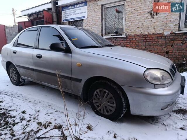 Сірий Деу Сенс, об'ємом двигуна 1.3 л та пробігом 130 тис. км за 2000 $, фото 3 на Automoto.ua