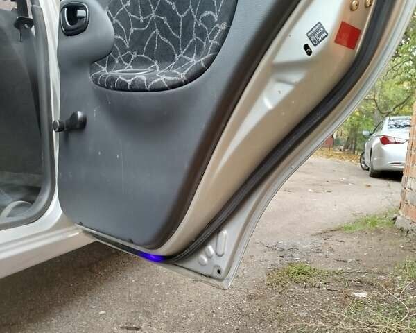 Серый Дэу Сенс, объемом двигателя 1.3 л и пробегом 70 тыс. км за 2200 $, фото 9 на Automoto.ua