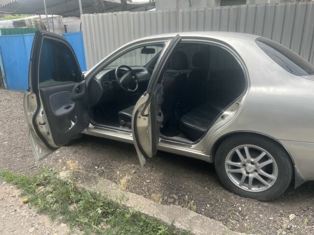 Серый Дэу Сенс, объемом двигателя 1.6 л и пробегом 320 тыс. км за 2000 $, фото 3 на Automoto.ua