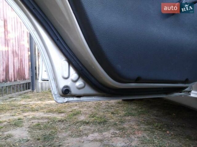 Сірий Деу Сенс, об'ємом двигуна 1.3 л та пробігом 89 тис. км за 2300 $, фото 39 на Automoto.ua