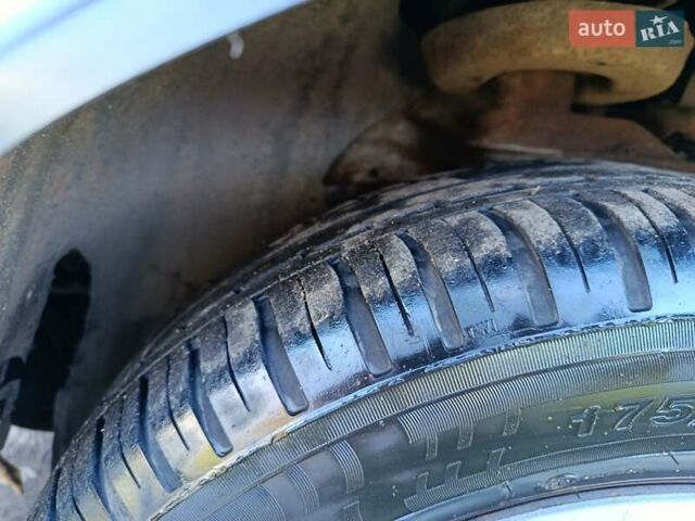 Сірий Деу Сенс, об'ємом двигуна 1.3 л та пробігом 300 тис. км за 999 $, фото 14 на Automoto.ua