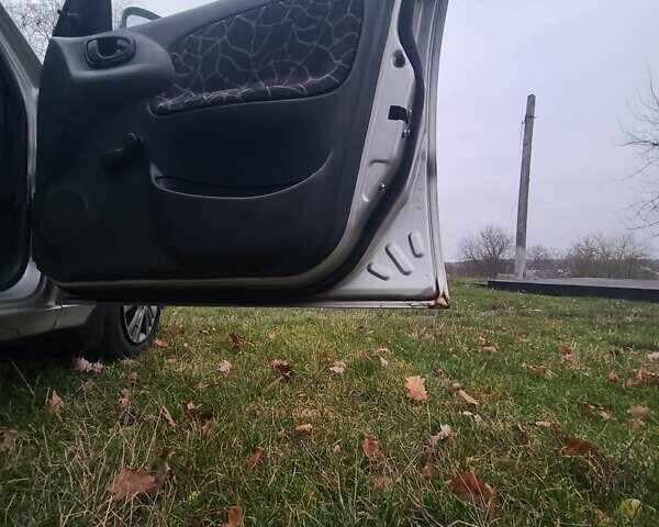 Серый Дэу Сенс, объемом двигателя 1.3 л и пробегом 255 тыс. км за 1500 $, фото 11 на Automoto.ua