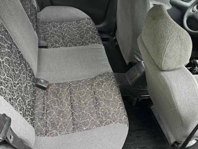 Серый Дэу Сенс, объемом двигателя 1.5 л и пробегом 150 тыс. км за 1600 $, фото 7 на Automoto.ua