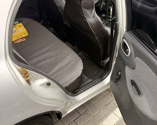 Сірий Деу Сенс, об'ємом двигуна 1.3 л та пробігом 62 тис. км за 3200 $, фото 7 на Automoto.ua