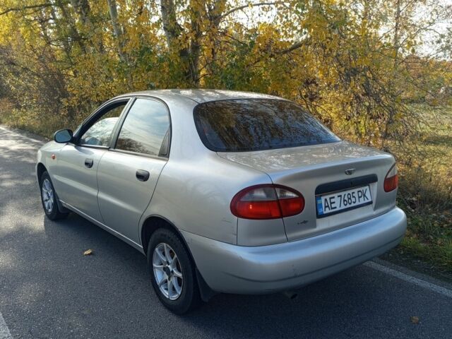 Деу Сенс 2004 у Кам'янське (Дніпродзержинськ) на Automoto.ua Сірий Деу Сенс, об'ємом двигуна 1.3 л та пробігом 352 тис. км за 2000 $, фото 1 на Automoto.ua