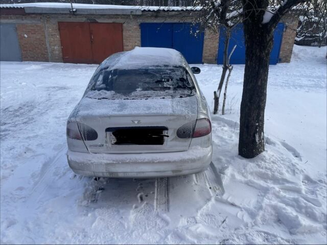 Сірий Деу Сенс, об'ємом двигуна 1.3 л та пробігом 200 тис. км за 2047 $, фото 2 на Automoto.ua