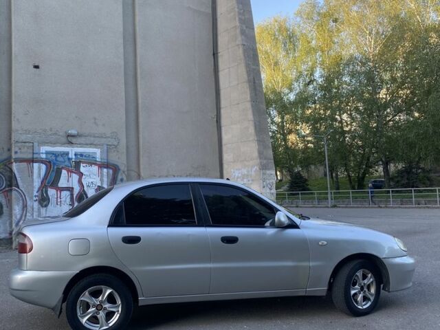 Сірий Деу Сенс, об'ємом двигуна 1.5 л та пробігом 300 тис. км за 2350 $, фото 2 на Automoto.ua