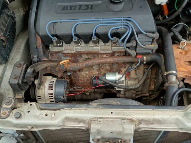 Сірий Деу Сенс, об'ємом двигуна 1.3 л та пробігом 120 тис. км за 1181 $, фото 3 на Automoto.ua