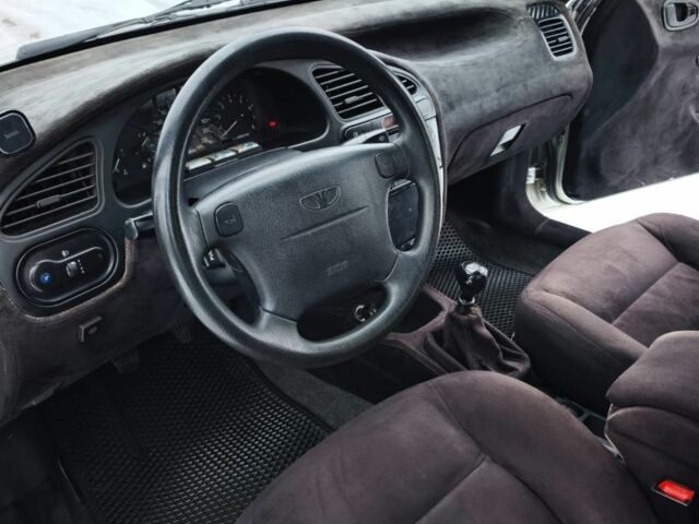 Серый Дэу Сенс, объемом двигателя 1.6 л и пробегом 237 тыс. км за 2800 $, фото 4 на Automoto.ua